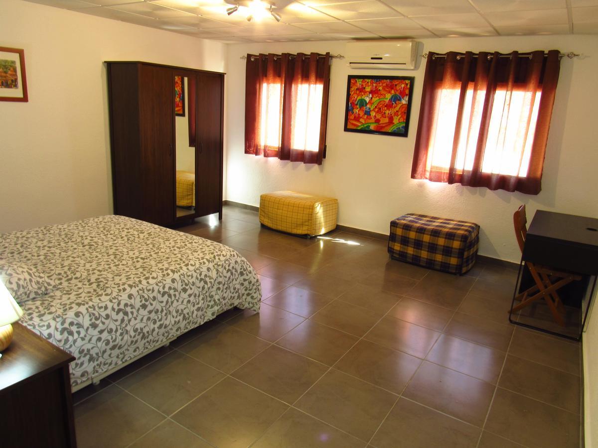 Hotel Restaurant Cau Blanch 3*
